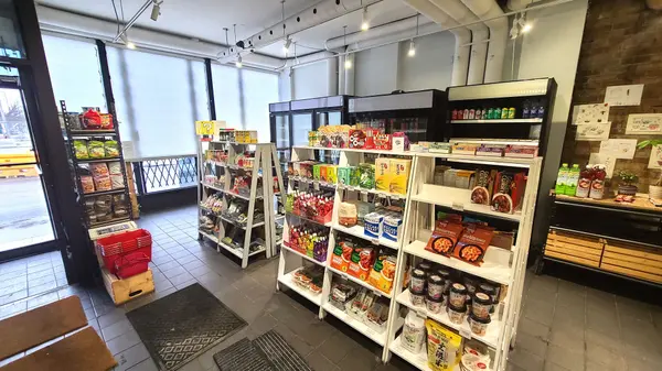 862 Pape AVE, Toronto E03, ON M4K 3T8