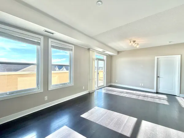 28 Prince Regent ST #PH19, Markham, ON L6C 0V5