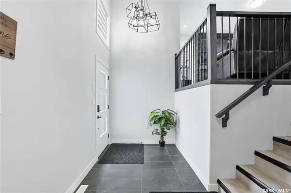 271 Dziadyk MANOR, Saskatoon, SK S7V 1M5