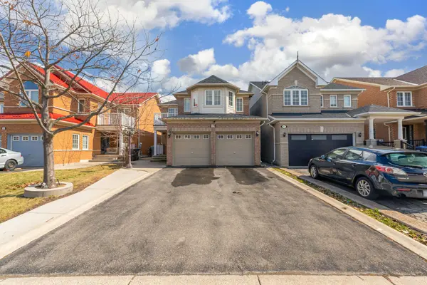 19 Vintage Gate, Brampton, ON L6X 4C4
