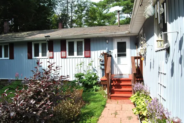 1102 Lakeshore DR S, Bracebridge, ON P1L 1X3