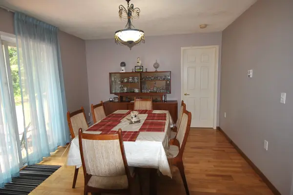 1102 Lakeshore DR S, Bracebridge, ON P1L 1X3