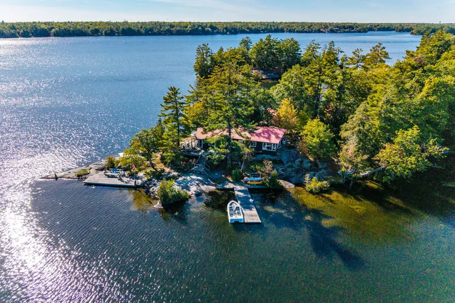 2 IS 190 IS, Georgian Bay, ON L0K 1S0