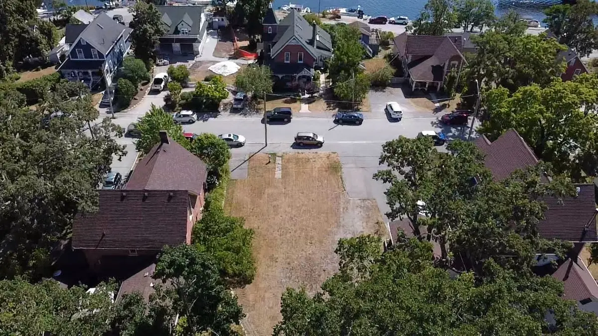 38 Oak ST, Kawartha Lakes, ON K0M 1N0