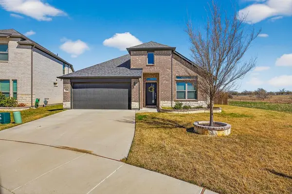 2400 Peoria Drive, Fort Worth, TX 76179