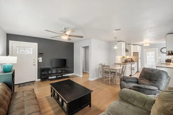 2736 Ryan Avenue, Fort Worth, TX 76110