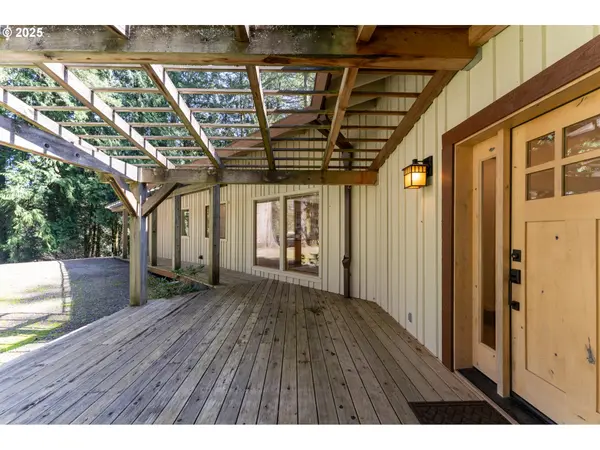 19855 NE TRUNK RD, Dundee, OR 97115