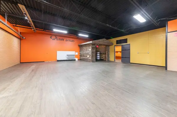 5716 44 ST #3B, Lloydminster, AB T9V 0B6