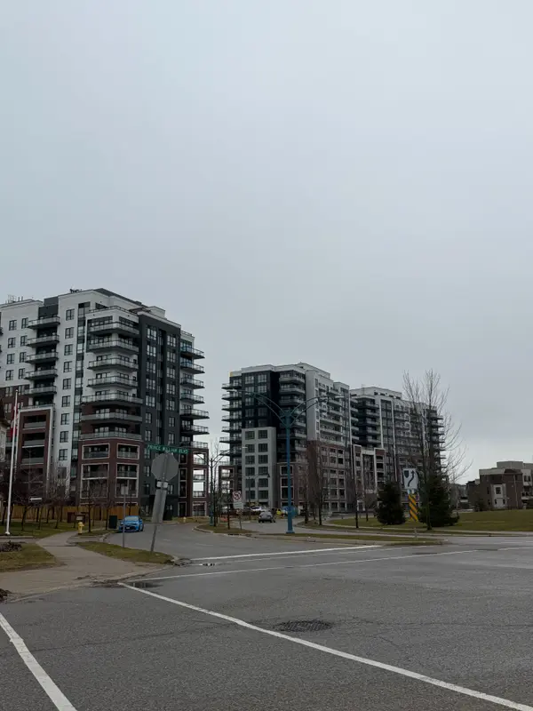 51 Clarington AVE #1105, Clarington, ON L1C 0A1