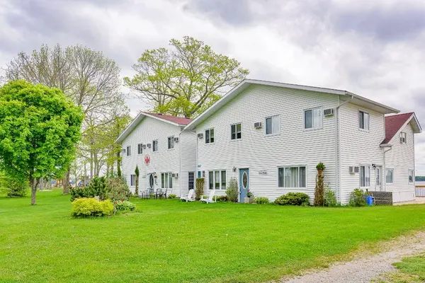 1230 Grandview Lodg RD, Severn, ON P0E 1N0