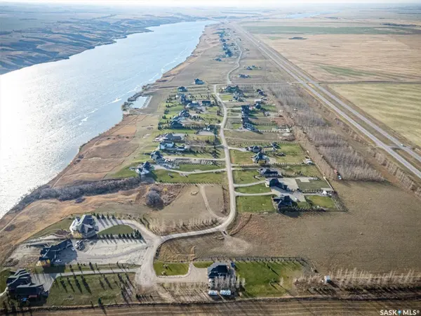 29 Sunrise DRIVE S, Dundurn Rm No. 314, SK S7C 0A6