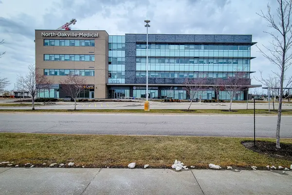 3075 Hospital Gate #424, Oakville, ON L6M 1M1