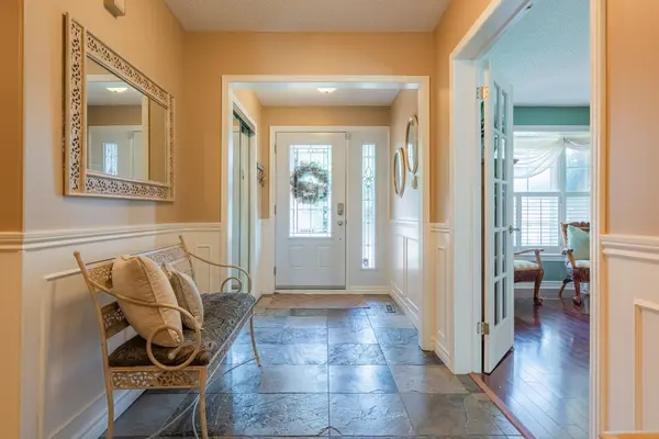 2054 Teeside CT, Mississauga, ON L5M 3E5