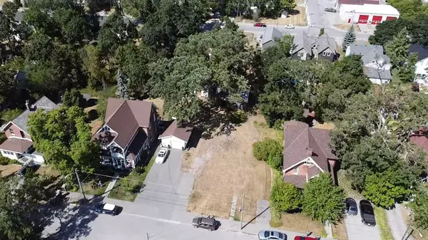 38 Oak ST, Kawartha Lakes, ON K0M 1N0