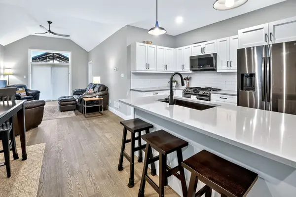 56 Compass TRL, Central Elgin, ON L5G 4T8