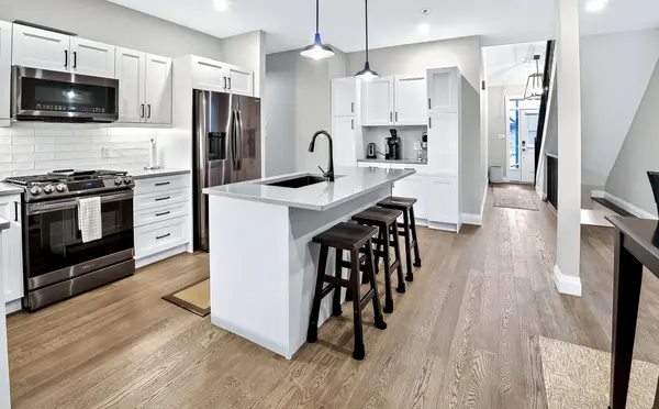 56 Compass TRL, Central Elgin, ON L5G 4T8