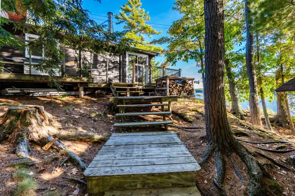 2 IS 190 IS, Georgian Bay, ON L0K 1S0