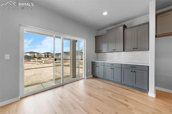 8643 Noreen Falls DR, Colorado Springs, CO 80924