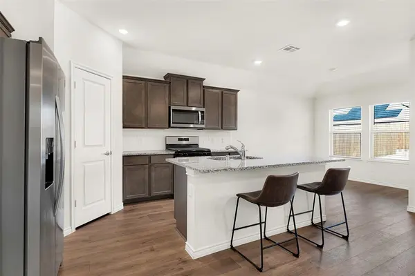 712 Cool Canyon Trail, Princeton, TX 75407