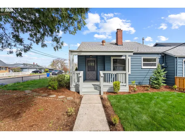 6909 NE Multnomah ST #A, Portland, OR 97213