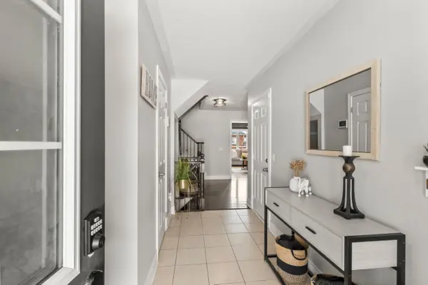 53 Kersey CRES, Clarington, ON L1E 0A5