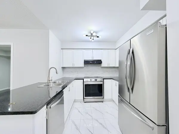 60 Mendelssohn ST #104, Toronto E04, ON M1L 0G9