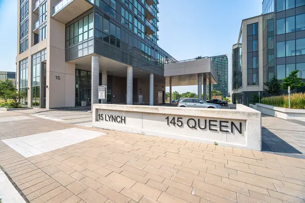 15 Lynch ST #903, Brampton, ON L6W 0C7