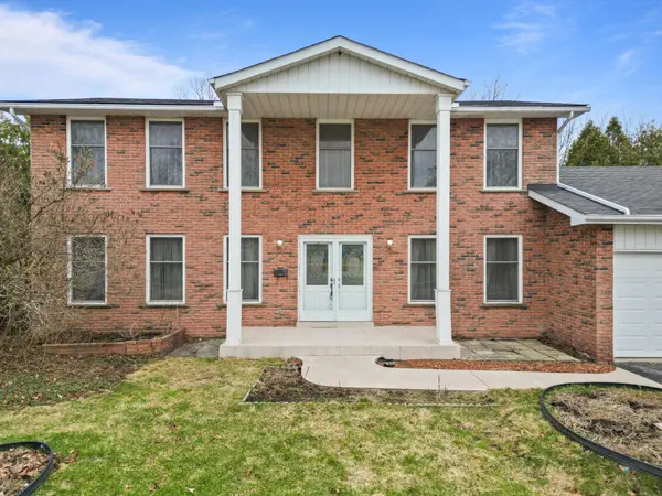 1929 Fieldgate DR, Burlington, ON L7P 3H4