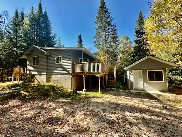 61 Robert RD W, Huntsville, ON P1H 1L4