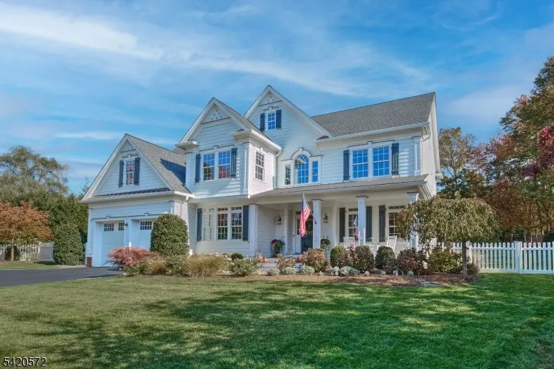 3 Meadow Ct, Madison Boro, NJ 07940