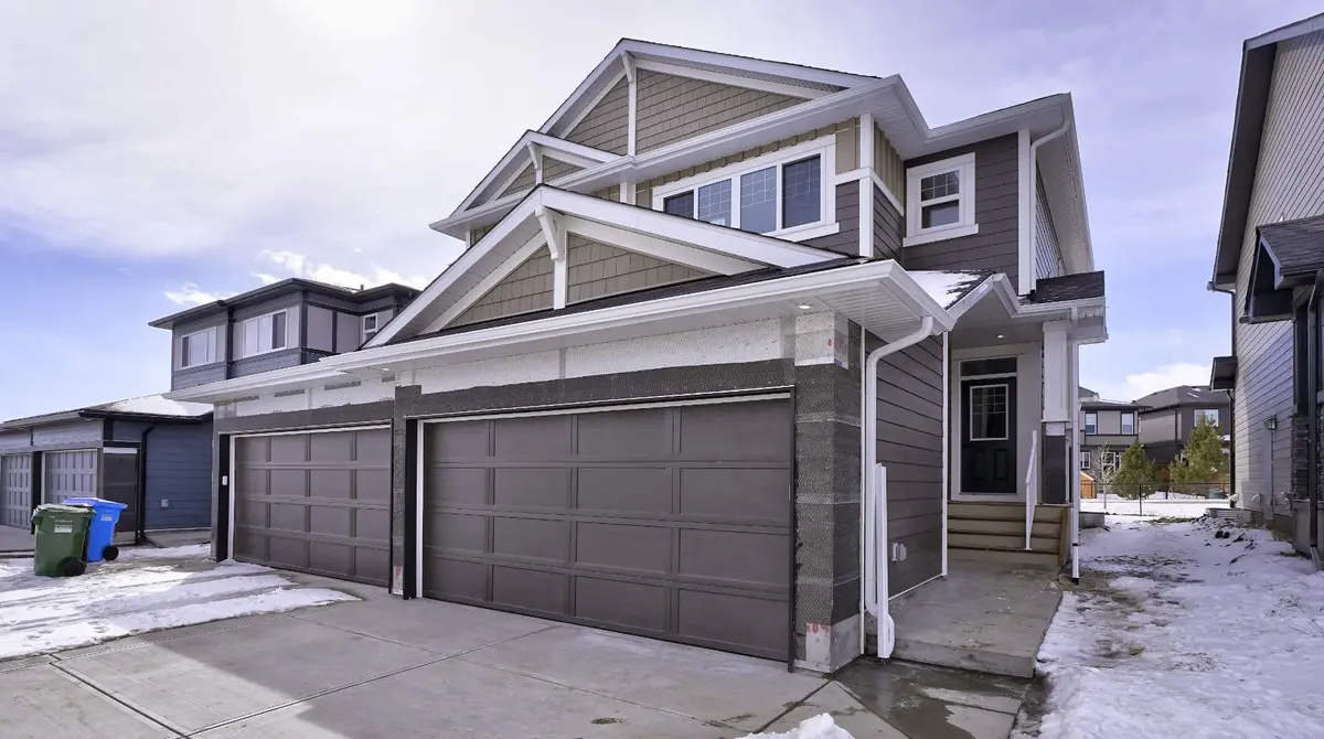 264 Legacy Glen Parade SE, Calgary, AB T2X 5Z6