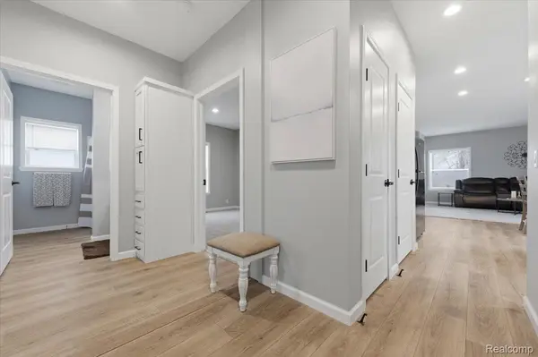 4332 Bridgeport CT, Inkster, MI 48141