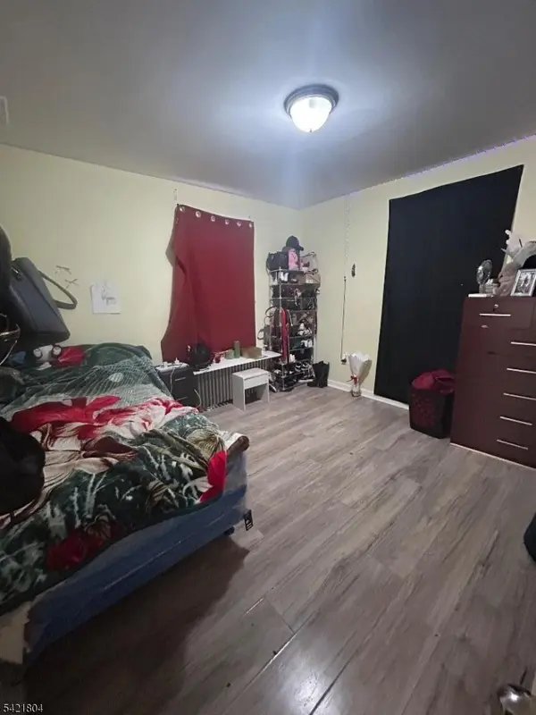 42 Whitewood Ave, North Plainfield Boro, NJ 07060