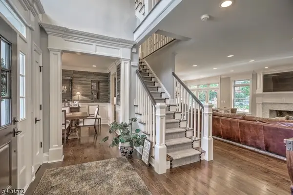 3 Meadow Ct, Madison Boro, NJ 07940