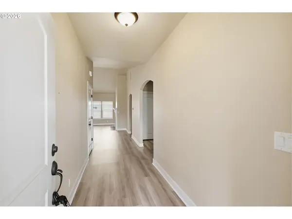 956 KAYLEE AVE, Junction City, OR 97448