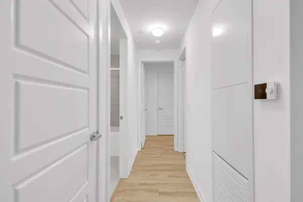 333 Sunseeker AVE #219, Innisfil, ON L9R 0R6