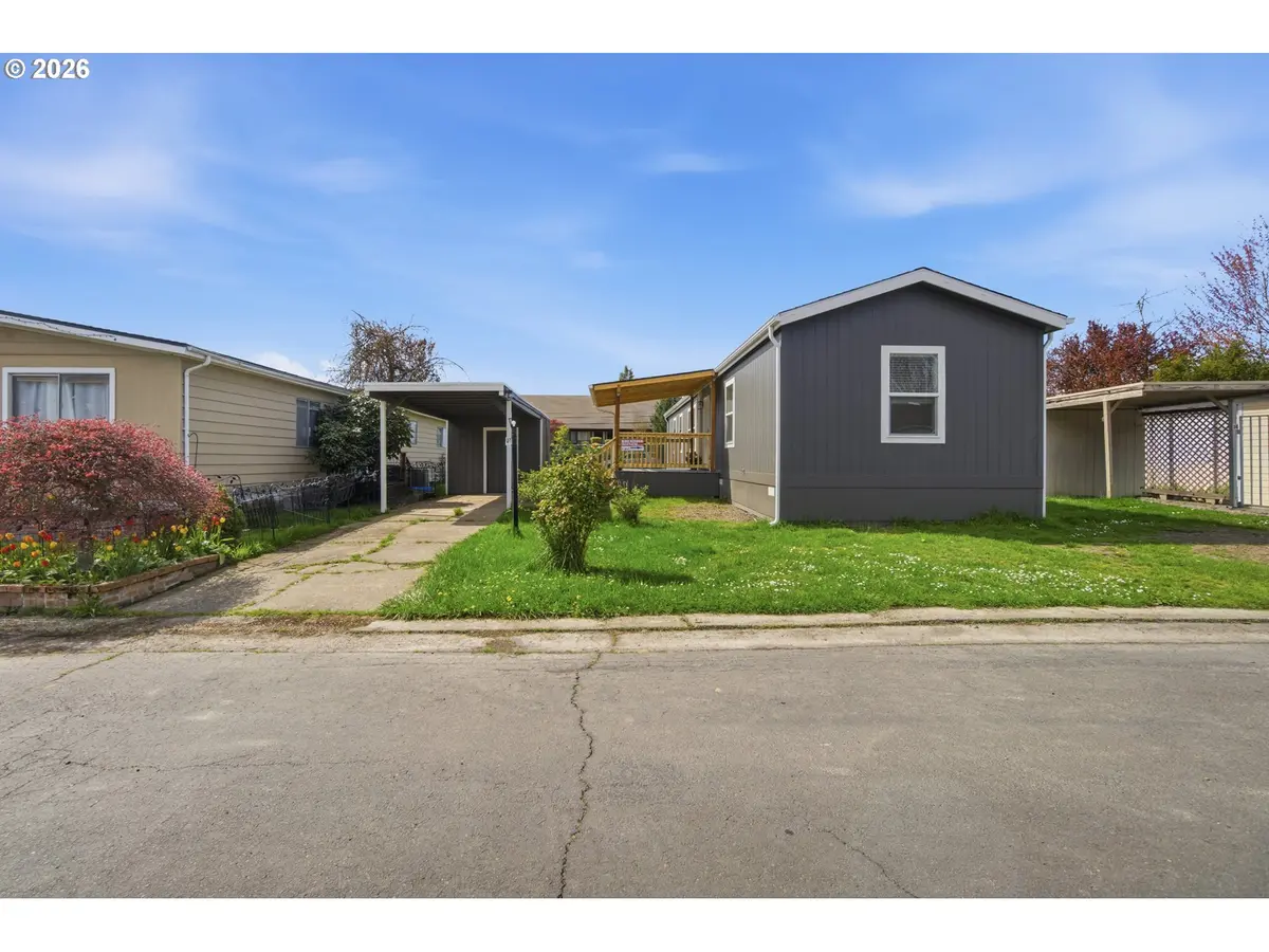 1103 N SPRINGBROOK RD ##37, Newberg, OR 97132