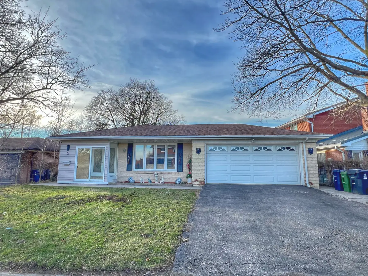 4 Ferncrest Gate, Toronto E05, ON M1W 1C2