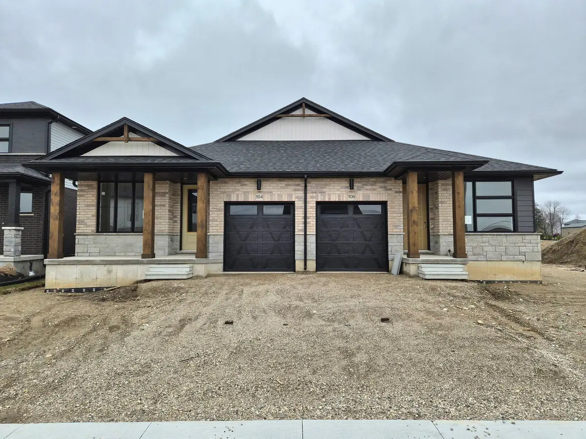 106 Thackeray WAY, Minto, ON N0G 1Z0
