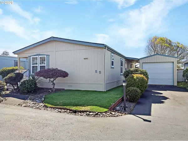 15889 SUNSET STRIP ##55, Brookings, OR 97415