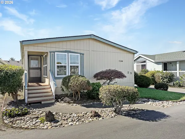 15889 SUNSET STRIP ##55, Brookings, OR 97415