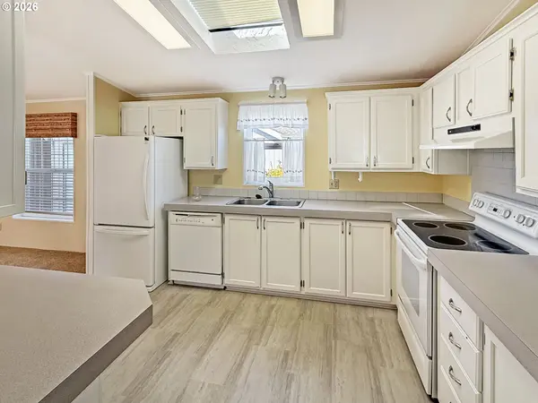 15889 SUNSET STRIP ##55, Brookings, OR 97415