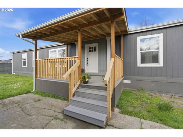 1103 N SPRINGBROOK RD ##37, Newberg, OR 97132