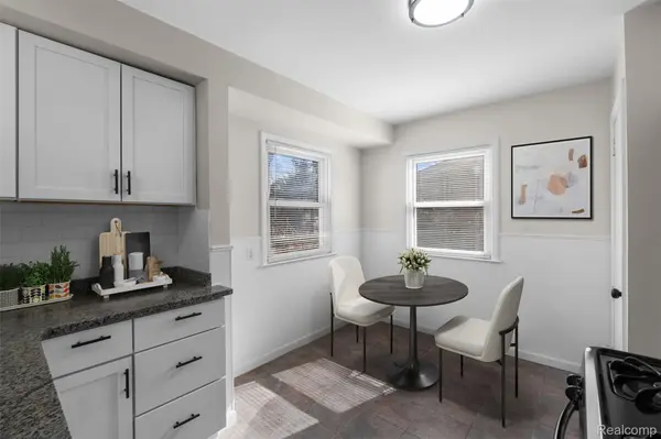 15844 Lexington, Redford Charter Township, MI 48239