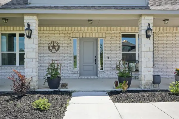 432 Cedar Elm Lane, Nevada, TX 75173