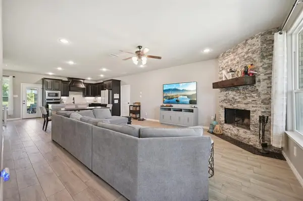 432 Cedar Elm Lane, Nevada, TX 75173