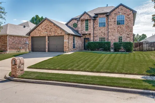 305 Ravenna Road, Lake Dallas, TX 75065