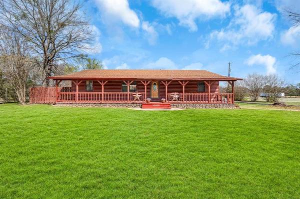 1151 US Highway 67 E, Mount Vernon, TX 75457