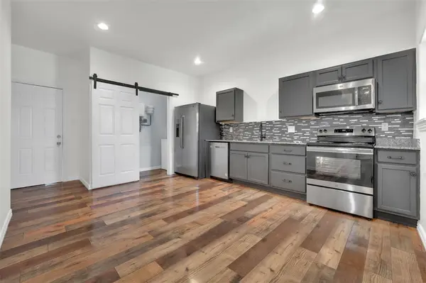 5101 Humbert Avenue, Fort Worth, TX 76107