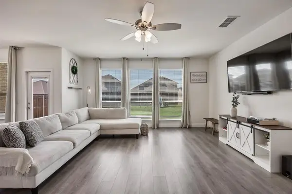 3911 Holly Springs Lane, Kaufman, TX 75142